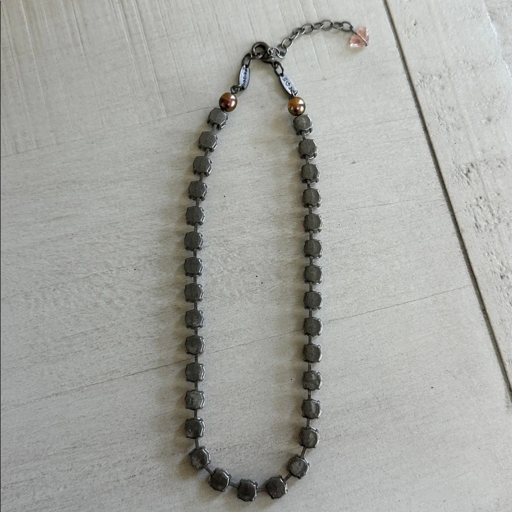 Sabika fun size multicolor choker - Picture 4 of 4